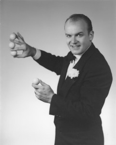 PHOTO 4_Niland Herbkersman magician 1951